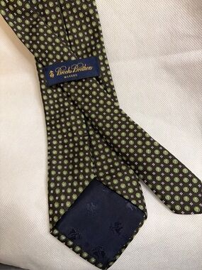 Brooks Brothers Makers Silk Tie Green Blue Geometric Foulard Classic Mens Tie